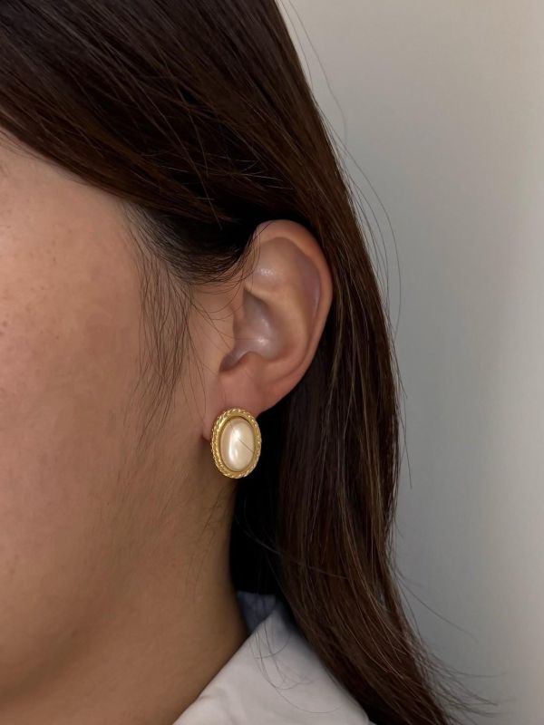 Trifari 80s 復古橢圓珍珠耳環 