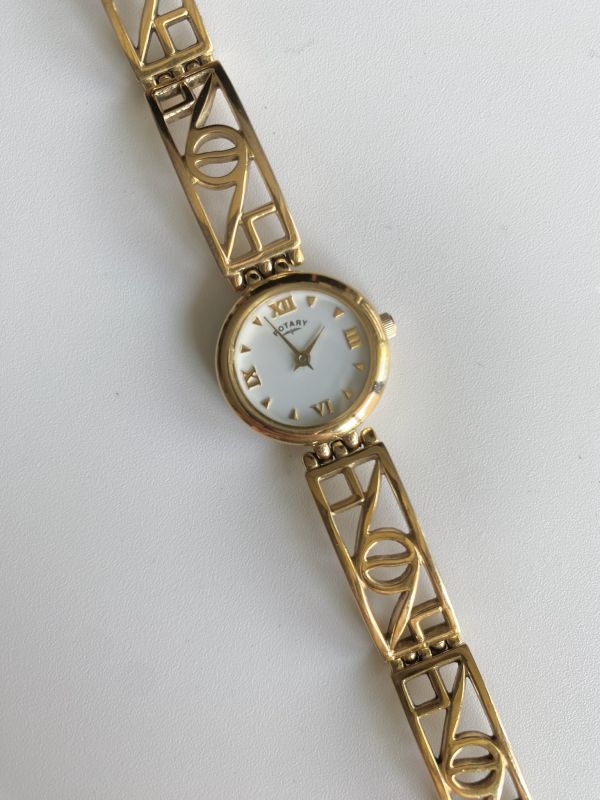 Rotary古董圓盤幾何錶 | Vintage Rotary in Circle with Bracelet Strap 