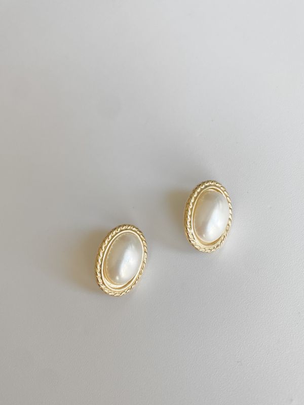 AVON珍珠氣質耳環 | Avon Pearl  Earrings 