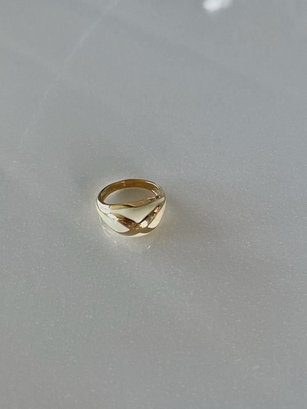 AVON80s白色法瑯戒指(粗) 