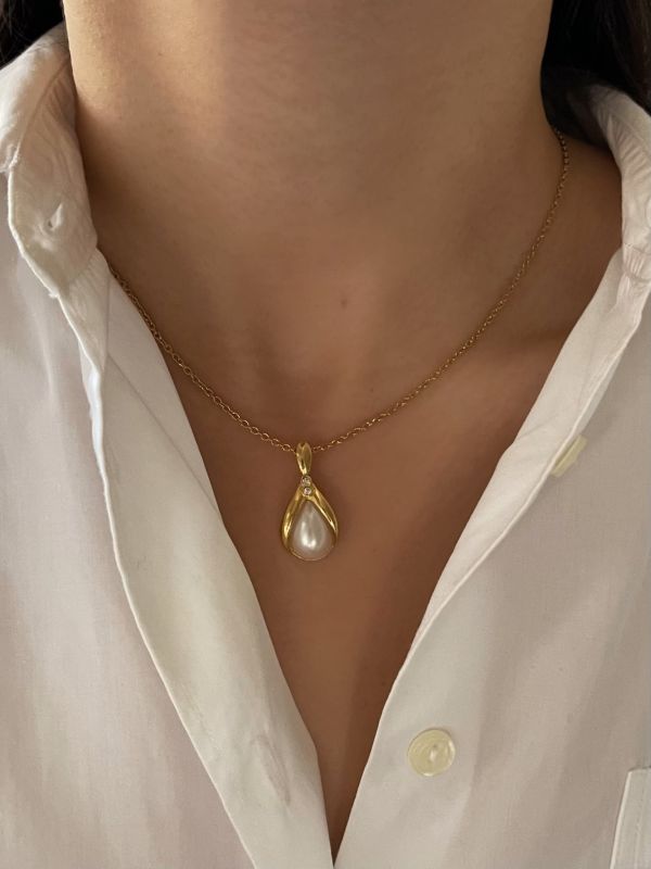 AVON 水滴珍珠鑽飾項鍊 