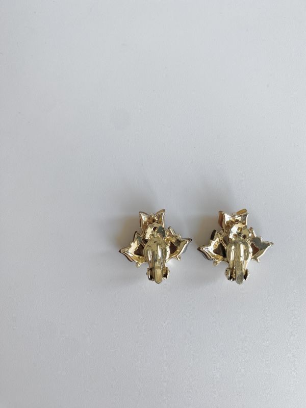 中古棕色楓葉耳夾 