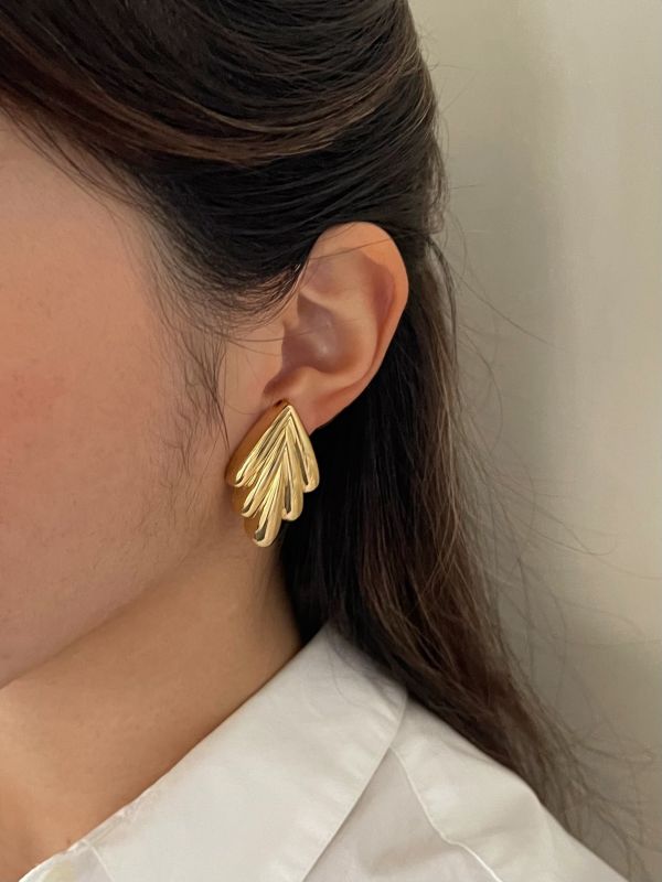 復古金羽垂墜耳針 
