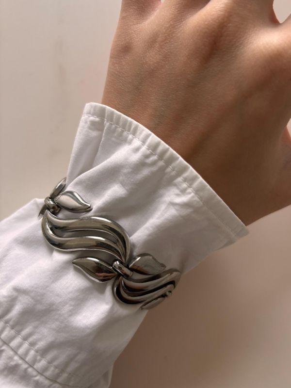 Monet 銀色金屬手鍊 