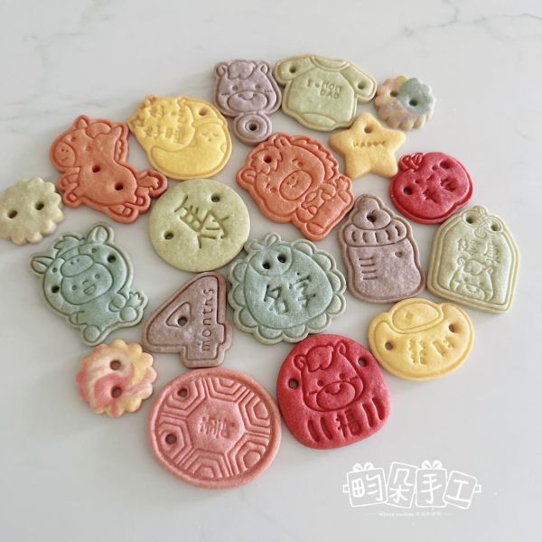 蔬果馬年男寶寶收涎餅乾 收涎餅乾 無糖霜收涎餅乾 收涎儀式 收涎 四個月 無色素餅乾 馬年 馬寶寶