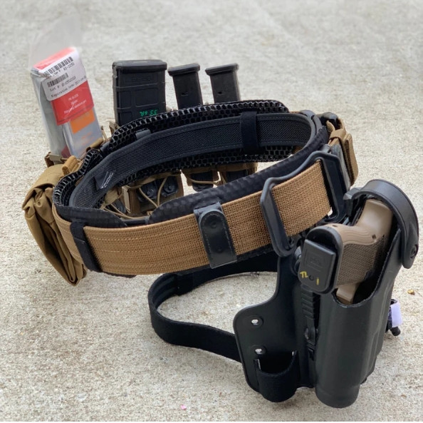ICEVENTS® Classic Heavy Load Ventilated Gun Belt Pads冰風減壓透氣腰帶墊 ICEVENTS, 減壓墊, 透氣腰帶墊, 戰術腰帶, 高強度使用, 蜂巢結構, 抗菌材料, 透氣設計, 負重分散, 多品牌兼容