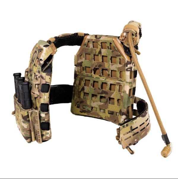 ICEPLATE® Gen 3戰術硬式水板 ICEPLATE Gen 3, 戰術補水, 體溫調節, 堅固耐用, 降溫技術, 加熱水袋, 防彈板水箱, 戶外活動, 高效能水袋, 美國製造