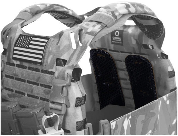 ICEVENTS® Classic Plate Carrier Ventilation Pontoons冰風減壓透氣胸前墊 ICEVENTS, 冰風墊, 減壓透氣墊, 防彈背心, 通風墊, 軍事裝備, 防護裝備, 輕量設計, TPE材質, 背心內襯