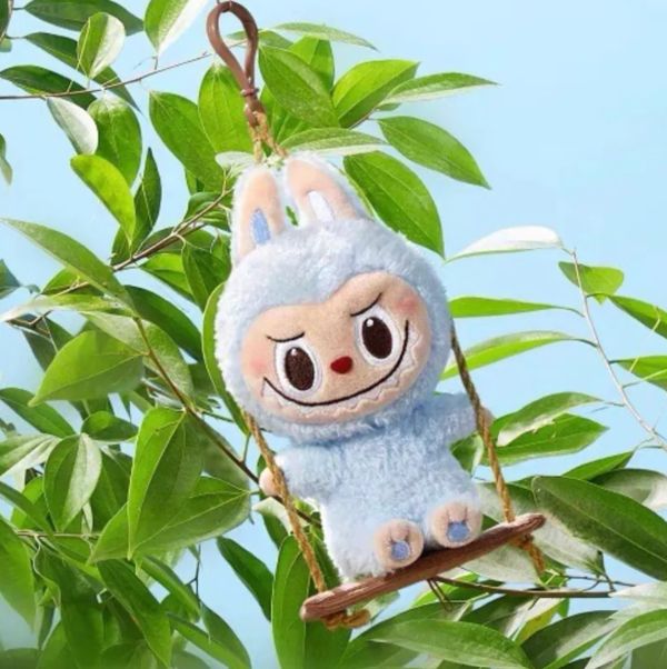 LABUBU 木工坊系列盪鞦韆絨毛掛件 