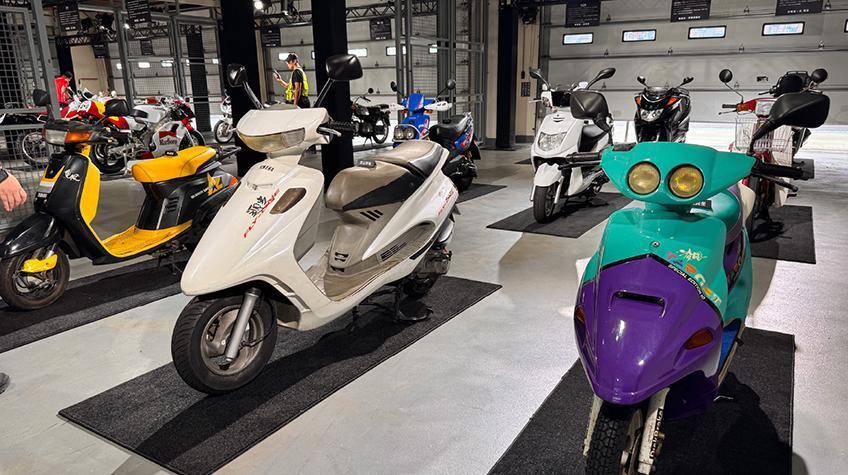勁戰大會師經典 YAMAHA 速克達展區_瑪吉斯MAXXIS陸翔團隊拍攝