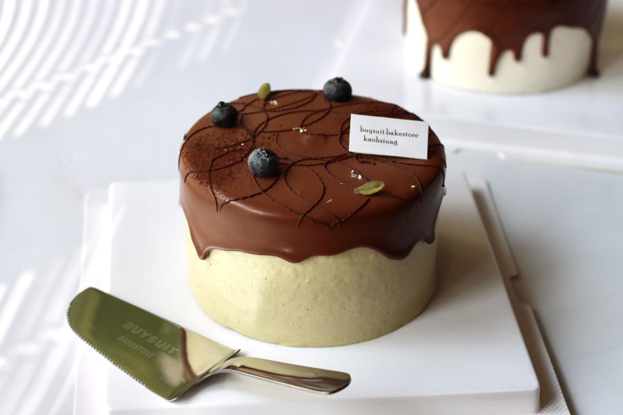 杜拜巧克力鮮奶油蛋糕 
