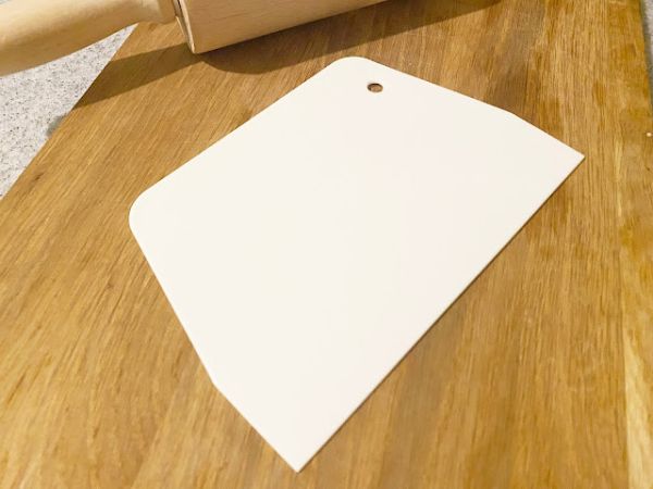 Betty's 梯型刮板中號 SC4715 Betty's SC4715 梯型刮板中號