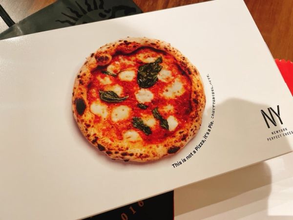 東京限定 NY起司 新口味 Perfect Pizza 披薩起司餅乾 瑪格莉特披薩風味 6入 8入 New York Perfect Cheese 東京限定 NY起司 新口味 Perfect Pizza 披薩起司餅乾 瑪格莉特披薩風味 6入 8入 New York Perfect Cheese
