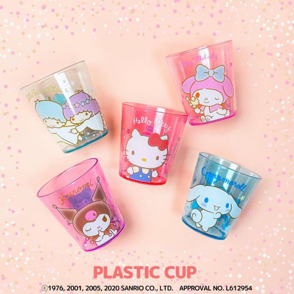 日本三麗鷗 美樂蒂 酷洛米 Hello Kitty 大耳狗 布丁狗 唐老鴨 蠟筆小新 杯麵 透明水杯 茶 日本三麗鷗 美樂蒂 酷洛米 Hello Kitty 大耳狗 布丁狗 唐老鴨 蠟筆小新 杯麵 透明水杯 茶