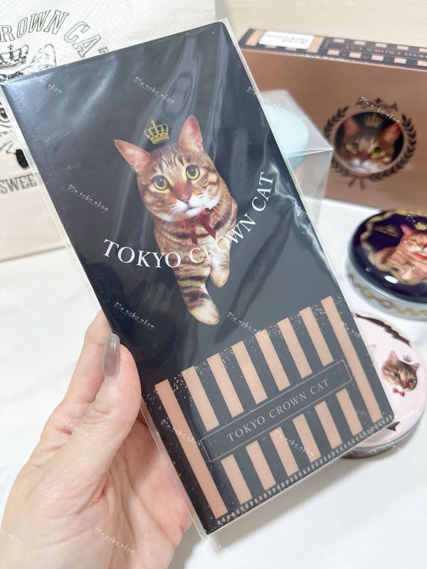 日本限定 東京皇冠貓咪 TOKYO CROWN CAT 貓咪福袋6件組 奶茶威化餅乾 糖果罐 限量發行 精緻貓咪鐵罐禮盒 環保袋 日本福袋 日本限定 東京皇冠貓咪 TOKYO CROWN CAT 貓咪福袋6件組 奶茶威化餅乾 糖果罐 限量發行 精緻貓咪鐵罐禮盒 環保袋 日本福袋