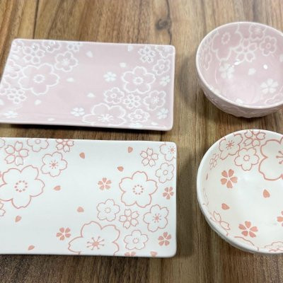 日本限定 日式貓咪餐具 小碟子 飯碗 湯碗 盤子 貓咪醬油碟 碟子 櫻花季限定餐具 浮雕款餐具 日本餐具 日本限定 日式貓咪餐具 小碟子 飯碗 湯碗 盤子 貓咪醬油碟 碟子 櫻花季限定餐具 浮雕款餐具 日本餐具