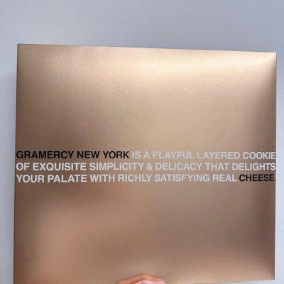 日本限定 排隊商品 GRAMERCY NEW YORK 紐約起司捲餅Gouda Cheese 香濃起司捲餅 24入 日本限定 排隊商品 GRAMERCY NEW YORK 紐約起司捲餅Gouda Cheese 香濃起司捲餅 24入