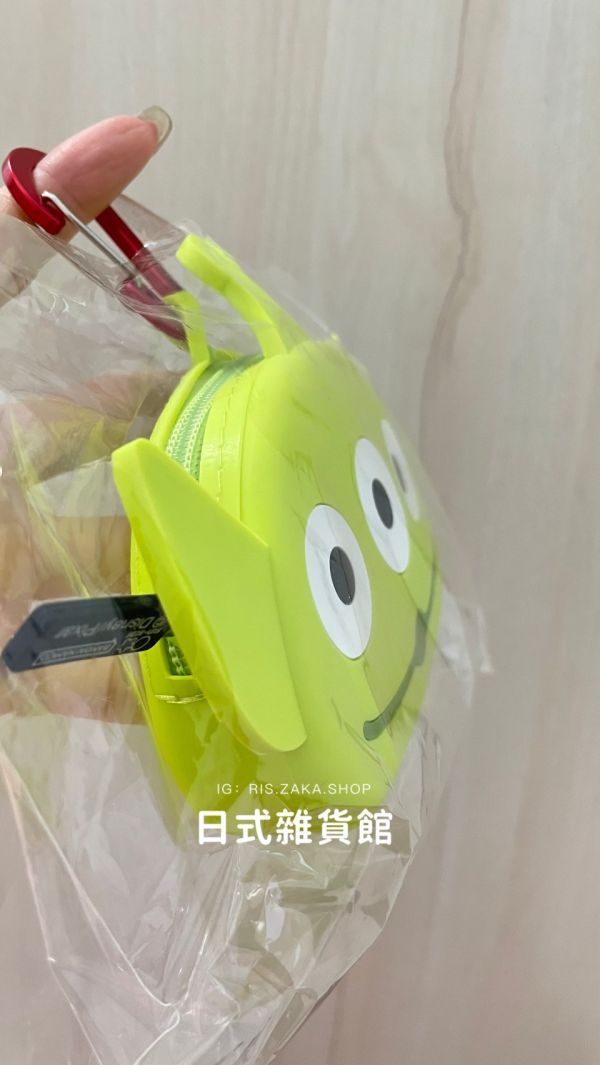 日本 迪士尼 Disney 杯麵 三眼怪 牡蠣寶寶 矽膠拉鍊包 矽膠包掛飾 造型收納包 防水小包 日本限定 限量款 日本 迪士尼 Disney 杯麵 三眼怪 牡蠣寶寶 矽膠拉鍊包 矽膠包掛飾 造型收納包 防水小包 日本限定 限量款