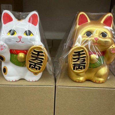 日本新年限定 招財貓擺飾 日本擺飾 招福招財貓 居家裝飾 擺飾 貓咪擺飾 馬年擺飾 千萬兩招財貓 日本新年限定 招財貓擺飾 日本擺飾 招福招財貓 居家裝飾 擺飾 貓咪擺飾 馬年擺飾 千萬兩招財貓