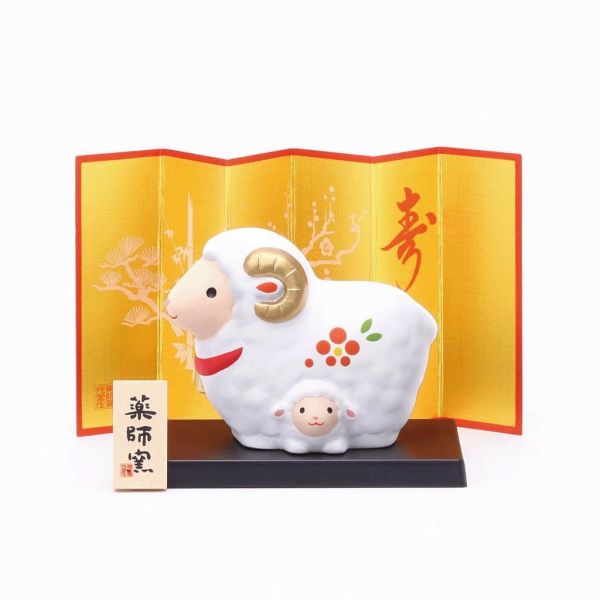 日本限定日本限定 2027 羊年擺飾 藥師窯 錦彩招福羊 寶船招福羊 開運羊 七福神 新年裝飾 日本 新年擺飾 日本限定 2027 藥師窯 新年擺飾 羊年擺飾 熊手小羊 12生肖富士山 開運擺飾 新年裝飾 達摩小羊 羊年限定 擺飾 羊年行大運 日本