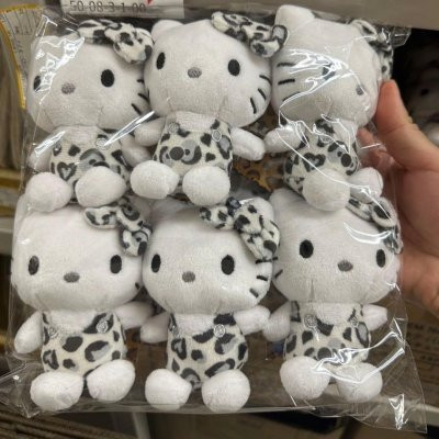 日本正版 日本三麗鷗 限量款 曬黑款 KITTY 拉鍊包掛飾 收納包 黑臉系列 澀谷辣妹KT 愛心扣環 長腿凱蒂貓 玩偶吊飾 日本正版 日本三麗鷗 限量款 曬黑款 KITTY 拉鍊包掛飾 收納包 黑臉系列 澀谷辣妹KT 愛心扣環 長腿凱蒂貓 玩偶吊飾