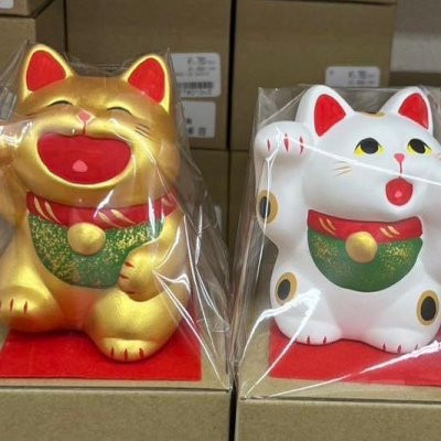 日本新年限定 招財貓擺飾 日本擺飾 招福招財貓 居家裝飾 擺飾 貓咪擺飾 馬年擺飾 千萬兩招財貓 日本新年限定 招財貓擺飾 日本擺飾 招福招財貓 居家裝飾 擺飾 貓咪擺飾 馬年擺飾 千萬兩招財貓