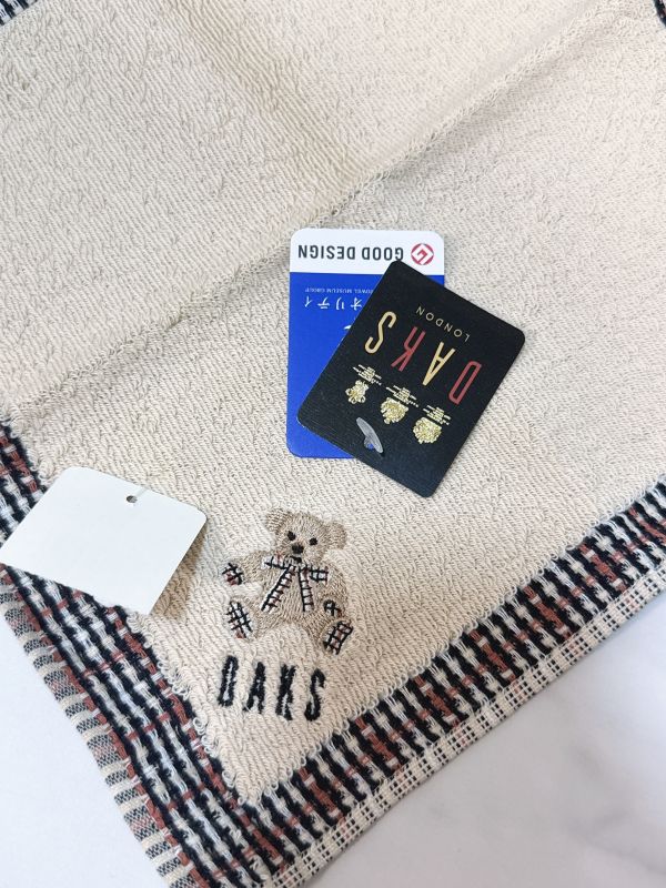 日本限定 吉依卡哇 吉伊卡哇 毛巾 刺繡方巾 造型手帕 方巾 隨身毛巾 手巾 吸水毛巾 擦手巾 日本限定 吉依卡哇 吉伊卡哇 毛巾 刺繡方巾 造型手帕 方巾 隨身毛巾 手巾 吸水毛巾 擦手巾