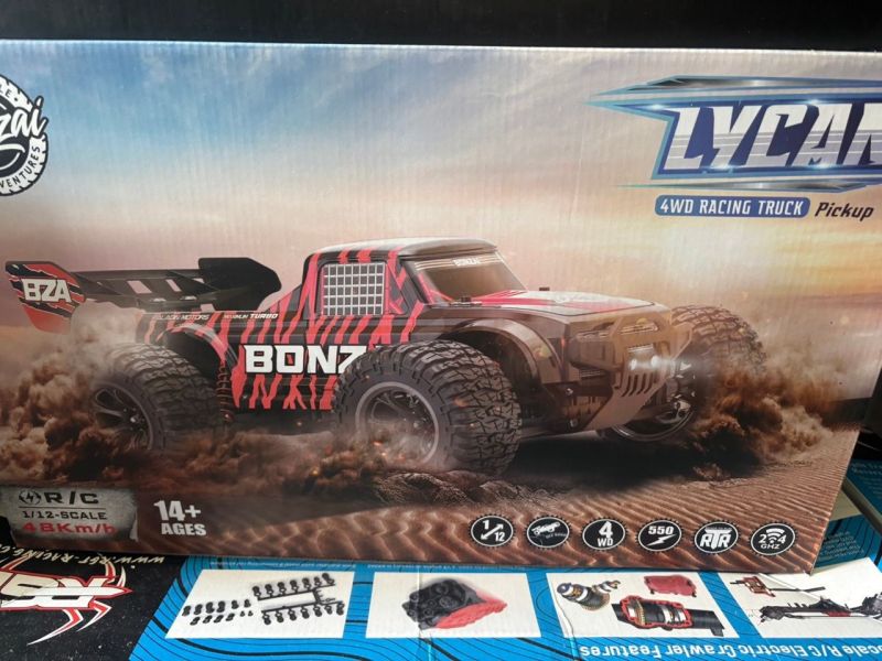 商品編號：22226587092409 商品備註 物品狀況： 全新 物品所在地： 台灣.台南市 最新關注時間： 2023-06-27 上架時間： 2022-06-30 13:34:20 商品價格與運費更新時間: 2022-06-30 19:07:42  喜歡這商品嗎?分享推薦給你的朋友吧！  [台南遙控]BONZAI RC卡車1：12比例遙控車48 + KM / h高速4WD 怪物卡車 非Q901 144010 