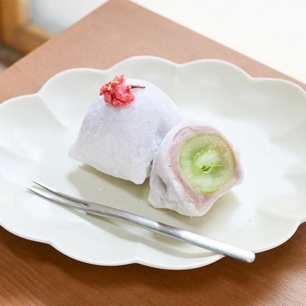 蜜漬櫻花白葡萄大福6入禮盒 人氣伴手禮,日式點心,甜點,禮盒,過年禮盒,水果大福,母親節禮盒,必買伴手禮,2026人氣伴手禮,日式傳統燒菓子