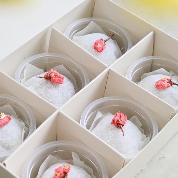 蜜漬櫻花白葡萄大福6入禮盒 人氣伴手禮,日式點心,甜點,禮盒,過年禮盒,水果大福,母親節禮盒,必買伴手禮,2026人氣伴手禮,日式傳統燒菓子