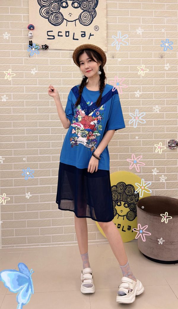 V蕾絲洋裝 