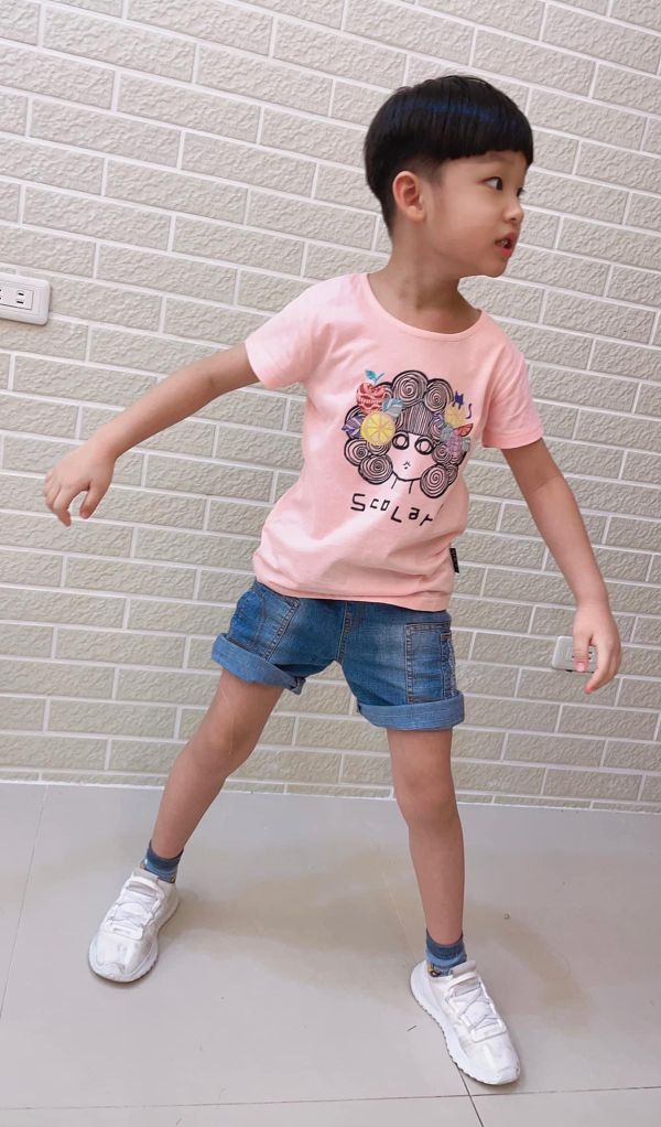 KIDs娃娃頭上衣 