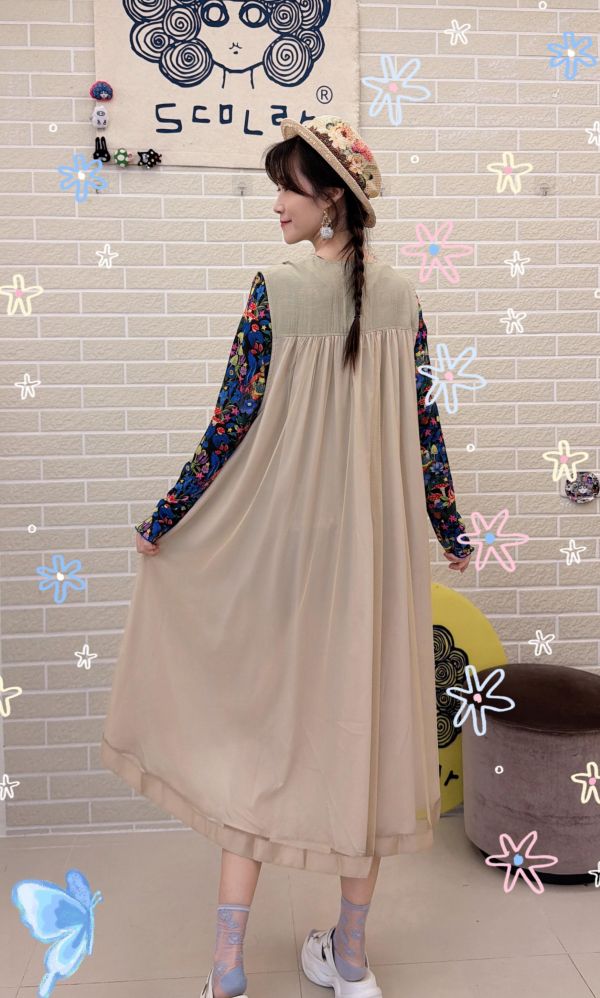 蝴蝶刺繡長版外罩背心 