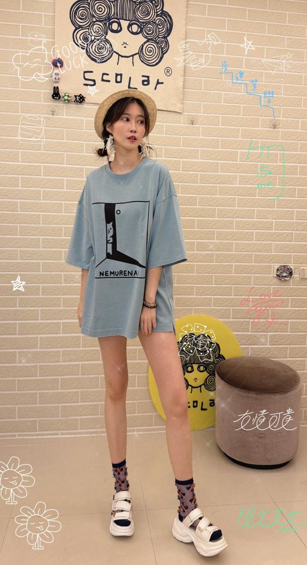 貓貓午夜訪客中長版上衣 