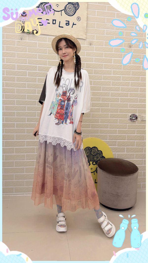 女孩們的時尚穿搭上衣 