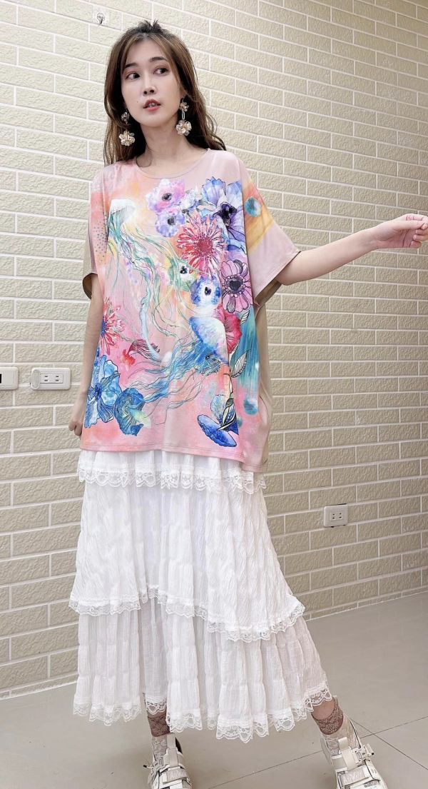 水母花卉上衣 