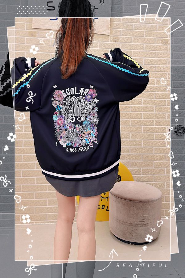 ＳＰＯＲＴＹ娃頭刺繡即刻外套 