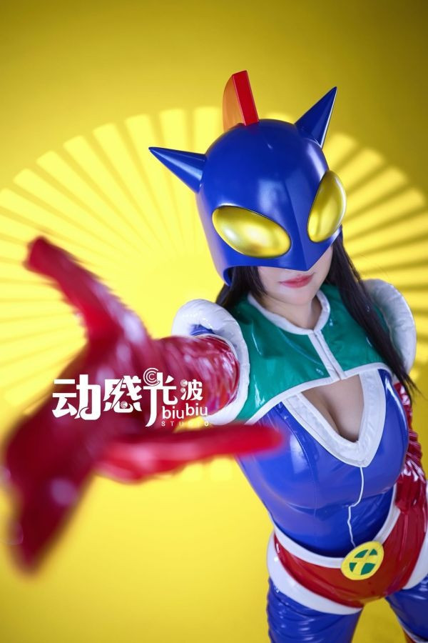 【預購】動感光波 動感超人頭盔 蠟筆小新 心蹤,shinzou,GK,雕像,公仔,玩具,模型,一番賞,GK模型,GK雕像
