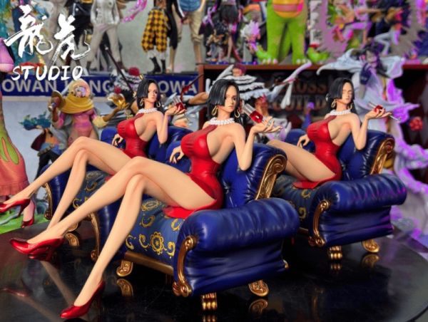【預購】龍虎丨海賊王 沙發坐姿女帝 三版本 心蹤 𝑺𝒉𝒊𝒏𝒁𝒐𝒖,心蹤,ShinZou,心蹤GK,心粽GK,心綜GK,心縱GK,新宗GK,新縱GK,新粽GK,新蹤GK,火影忍者GK,海賊王GK,七龍珠GK,巨人GK,間諜家家酒GK,咒術迴戰GK,GK