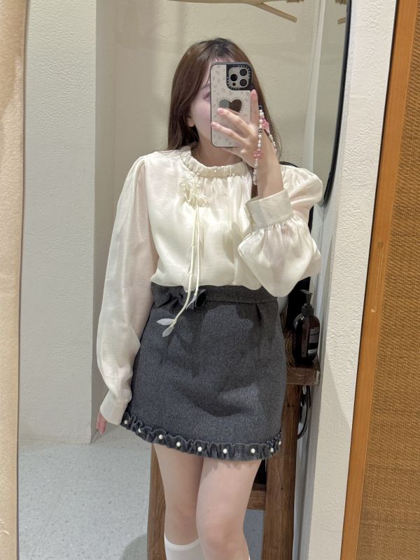 現貨- 氣質蝴蝶結珍珠毛呢短裙 