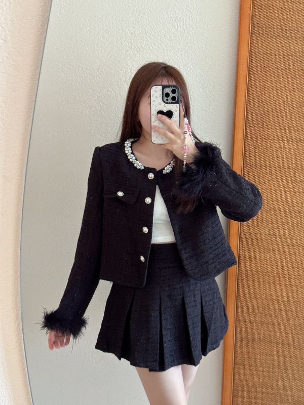 現貨- 珍珠小香風羽毛套裝裙 