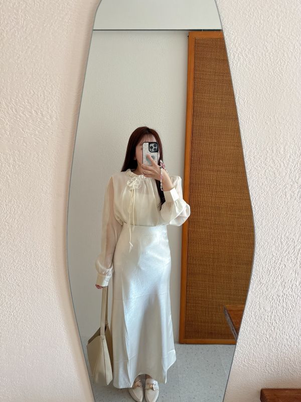 現貨- 爆款！質感緞面長裙 