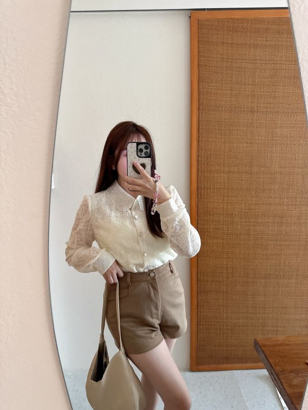 現貨- 法式領珍珠亮片蕾絲上衣 