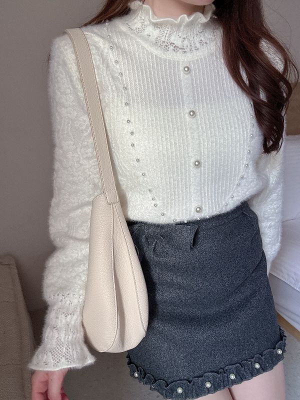 現貨- 優雅珍珠蕾絲針織上衣 
