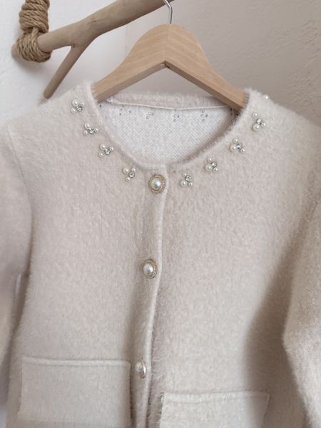 現貨- 本期必買！小千金袖毛珍珠外套 