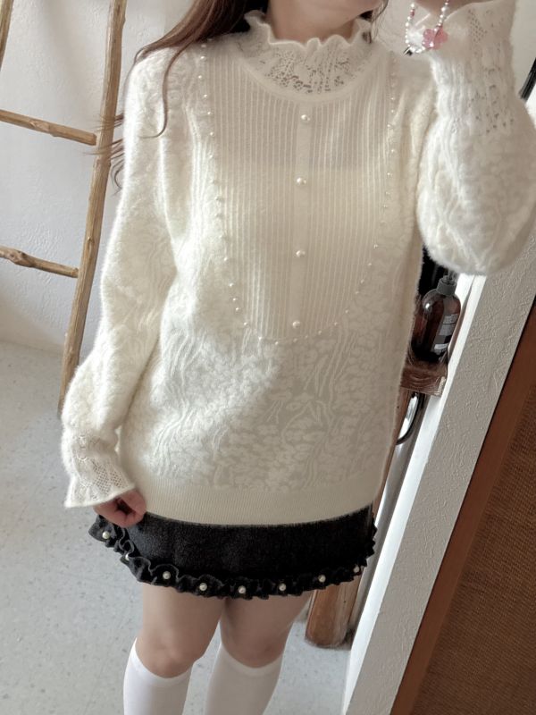 現貨- 優雅珍珠蕾絲針織上衣 