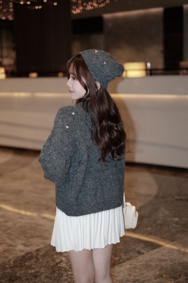 現貨- 本期超值！鑽珍珠針織外套/毛帽 