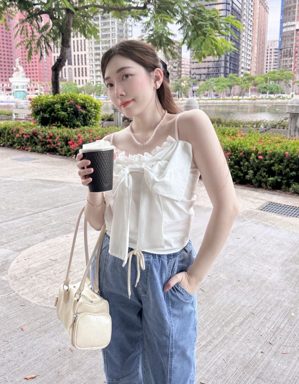 現貨- 優雅蕾絲蝴蝶結背心 