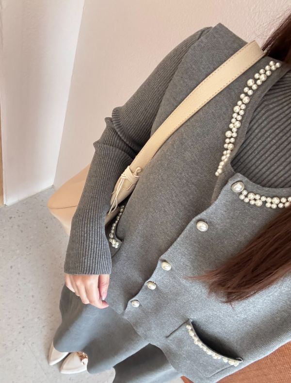 現貨- 必帶款！氣質珍珠針織套裝 