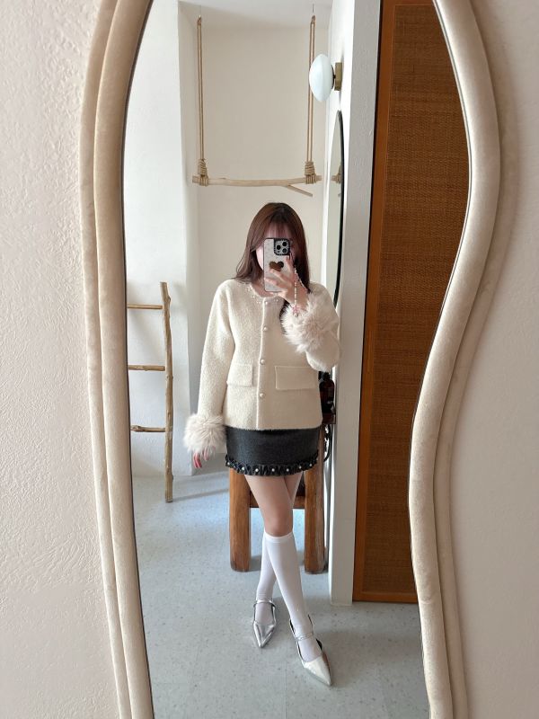 現貨- 氣質蝴蝶結珍珠毛呢短裙 